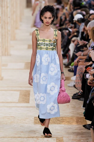 Look 31